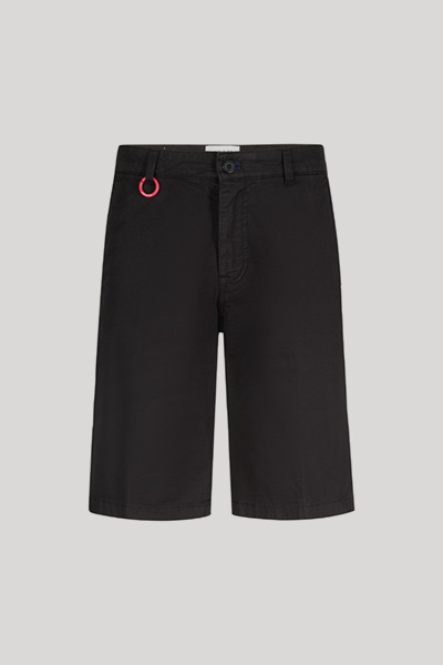 Leads to product detail page "Rudo bermuda shorts in black"