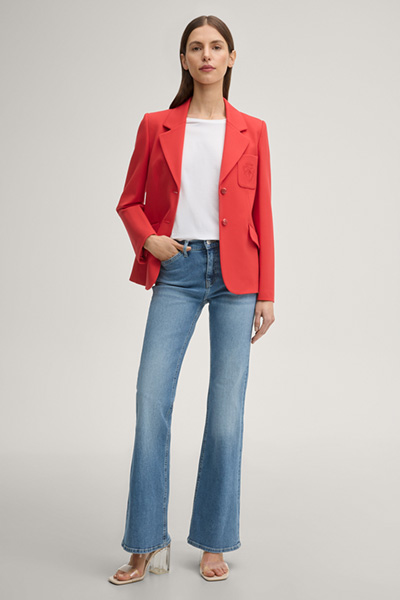 Dżinsy Elisha o kroju bootcut, w tradycyjnym jasnoniebieskim kolorze