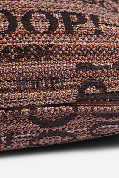 Führt zu Produktdetailseite „Polsterkissen JOOP! FABRICS COLLECTION LOGO STATEMENT in Rose, 50 x 50 cm"