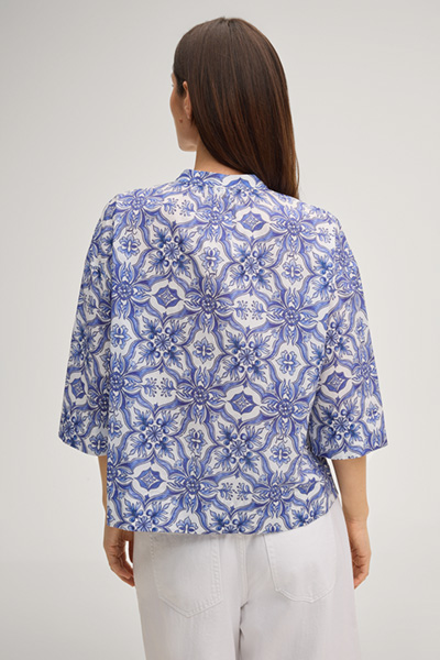 Beyda blouse in blue/white pattern