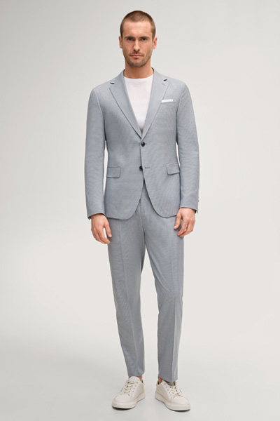 Leads to product detail page "Hodge modular jacket in light blue check"