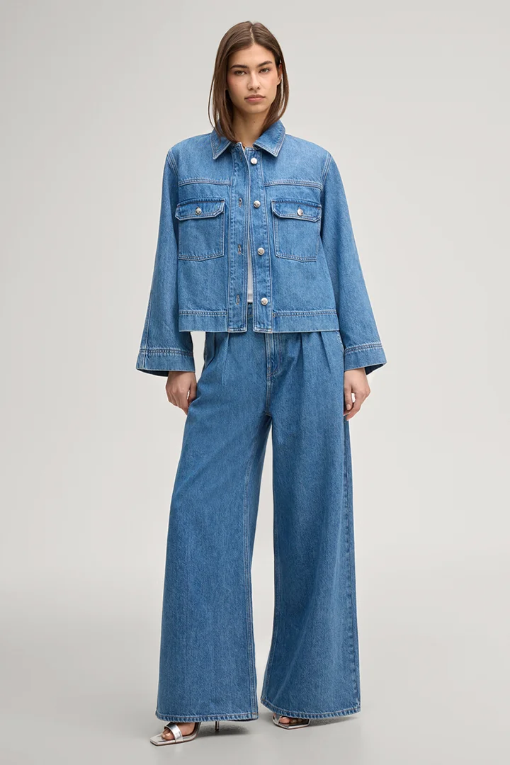 Führt zu Produktdetailseite „Jeansjacke Inoa in Denimblau"