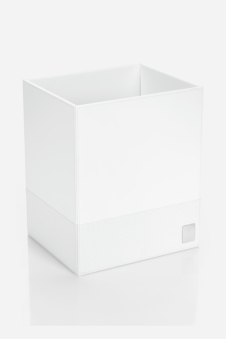 Leads to product detail page "JOOP! BATHLINE Waste Bin in White"