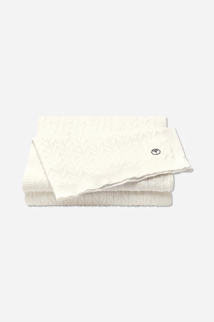 Leads to product detail page "Joop! weavelle plaid 130x170 cm, white"