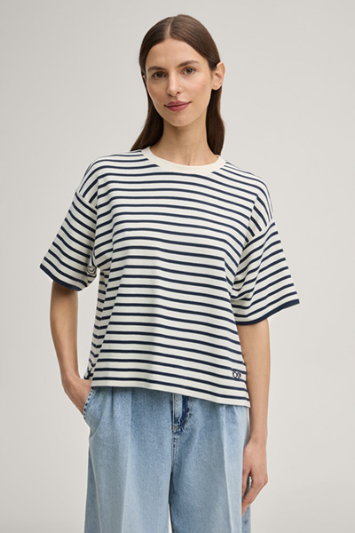 T-Shirt Tricia in Navy/Creme gestreift