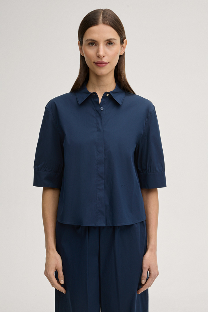 Führt zu Produktdetailseite „Bluse Begonia in Navy"