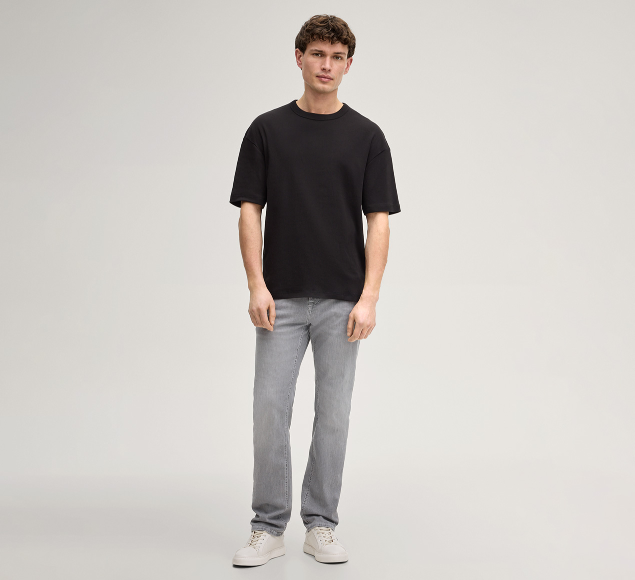 JOOP! presents the product Ciarlan T-shirt in Black from the category T-Shirts & Sweatshirts