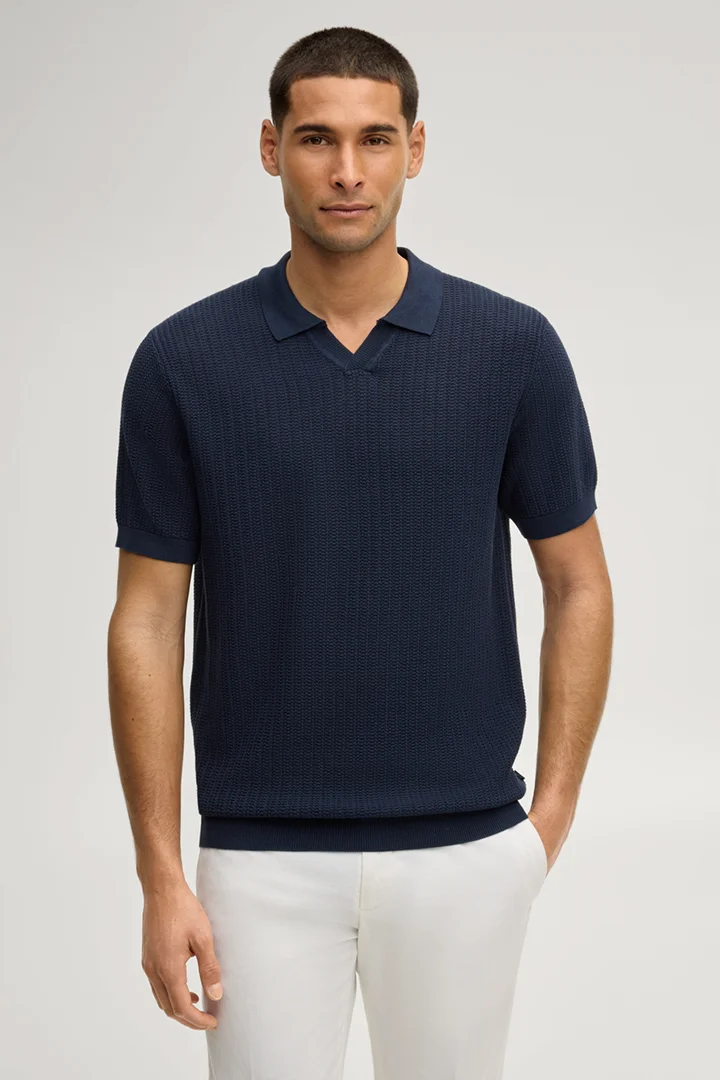 Leads to product detail page "Baoron knitted polo shirt in navy"