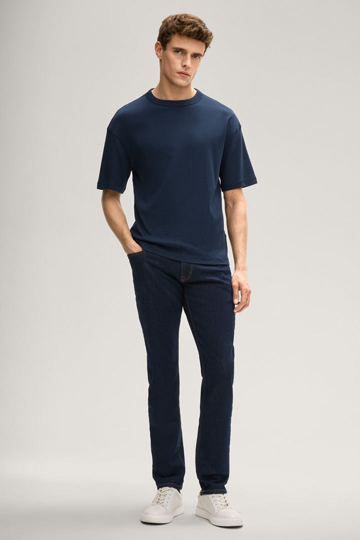 Leads to product detail page "Ciarlan T-shirt in Dark Blue"