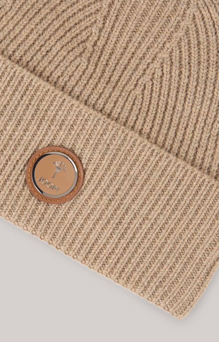 Feranto Knitted Beanie in Light Brown