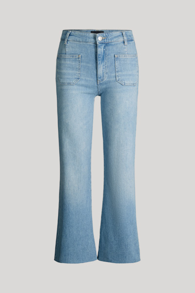 Cropped Flared Jeans Elea in Light Blue Denim washed