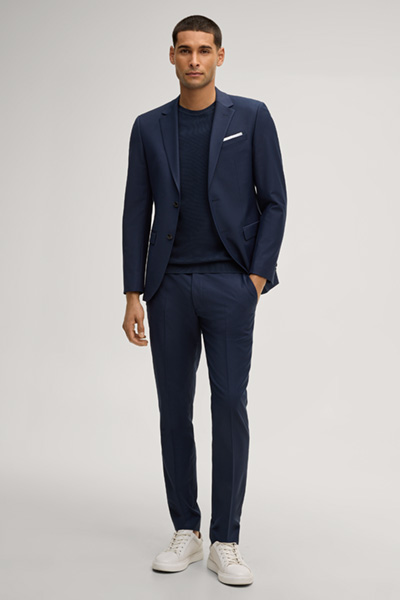 Sweter z dzianiny Vitor w kolorze granatowym