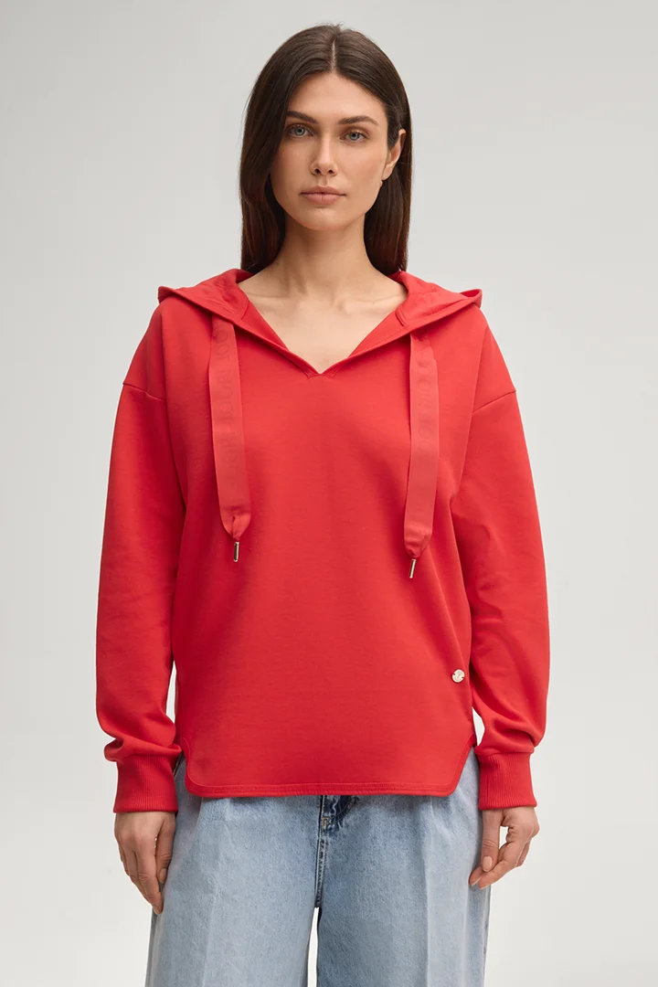 Führt zu Produktdetailseite „Hoodie Tristani in Rot"