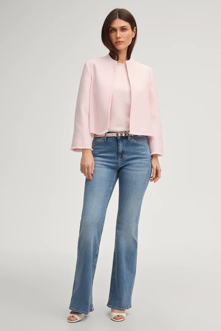 Führt zu Produktdetailseite „Bouclé Blazer Judit in Rosé"