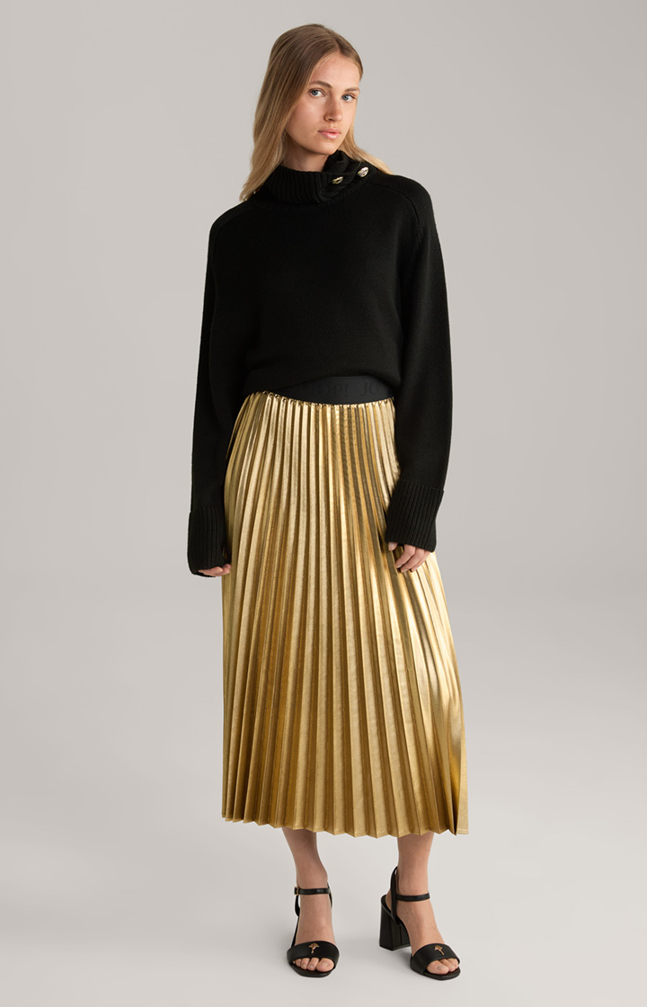 Pleated Skirt in Gold Metallic