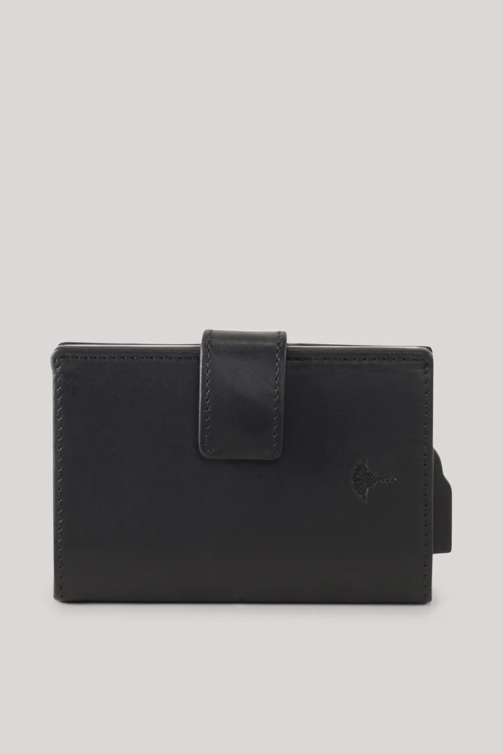 Leads to product detail page "Cerratano c-three e-cage wallet in black"