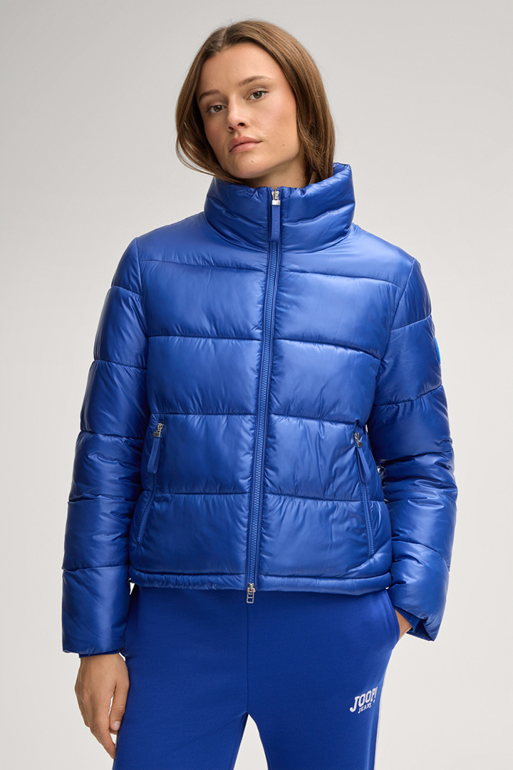 Führt zu Produktdetailseite „Steppjacke Opika in Kobaltblau"