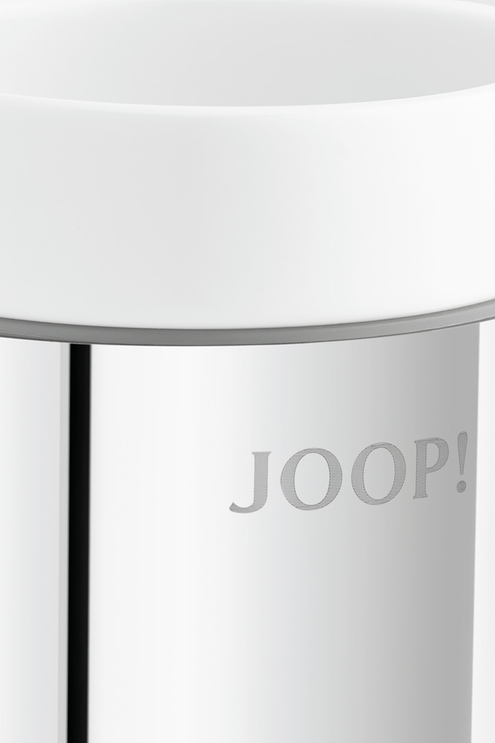 Führt zu Produktdetailseite „Zahnputzbecher JOOP! CHROMELINE, Chrom/Keramik Weiß"