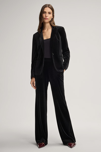 Janina Velvet Blazer in Black