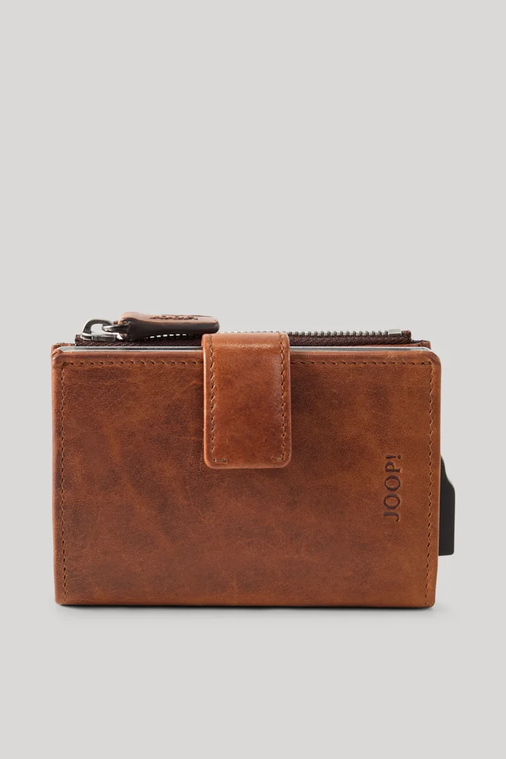 Leads to product detail page "Cerratano C-Four E-Cage Wallet in Cognac"