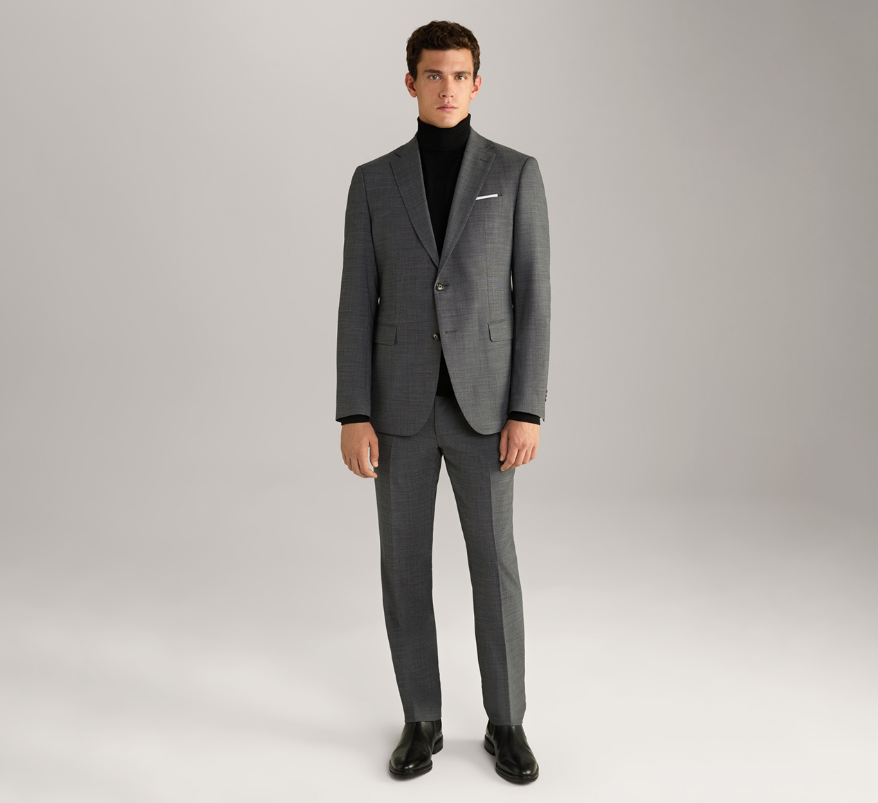 JOOP! präsentiert das Produkt Merinowoll-Rollkragenpullover Donte in Schwarz aus der Kategorie Strick