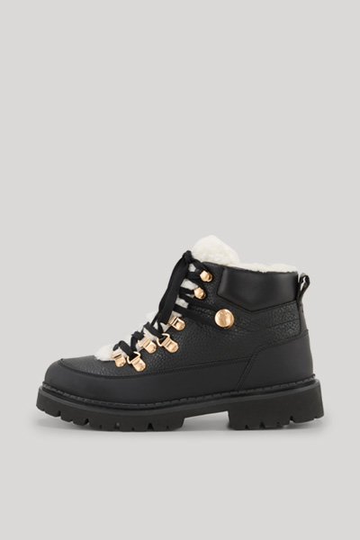 Boots Estate Misto Hestia in Schwarz