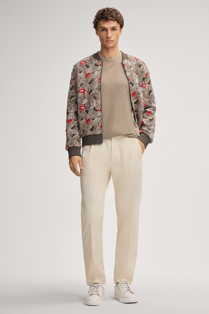 Leads to product detail page "Darian Long-sleeved Top in Beige"