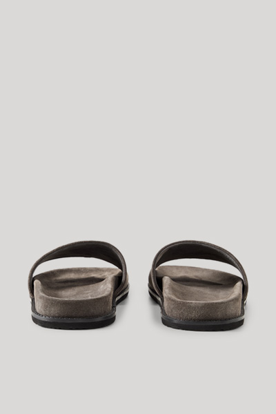 Leads to product detail page "Gianluca velvet print sandals in graphite"