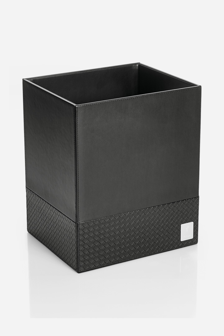 Leads to product detail page "JOOP! BATHLINE Waste Bin in Black"
