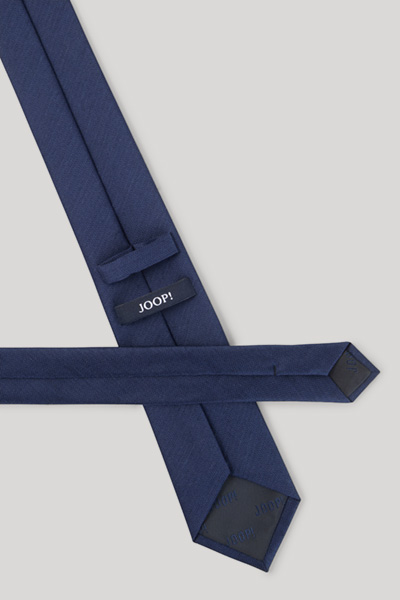 Krawatte in Navy