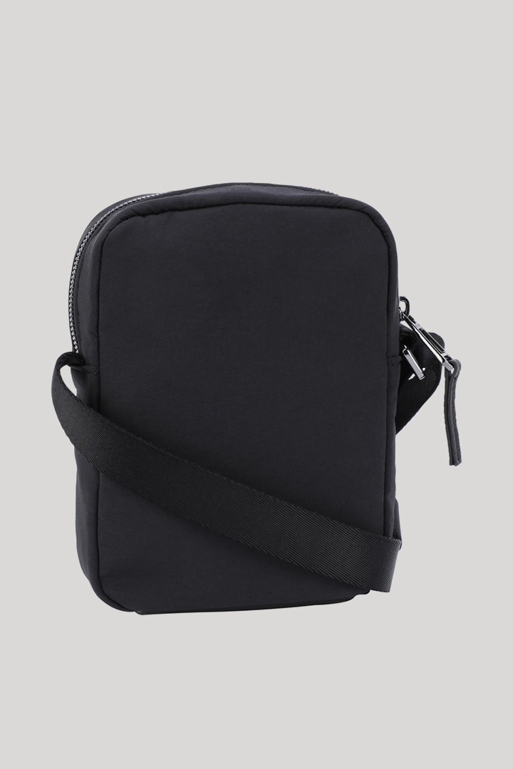 Führt zu Produktdetailseite „Schultertasche Narni Rafael in Schwarz"