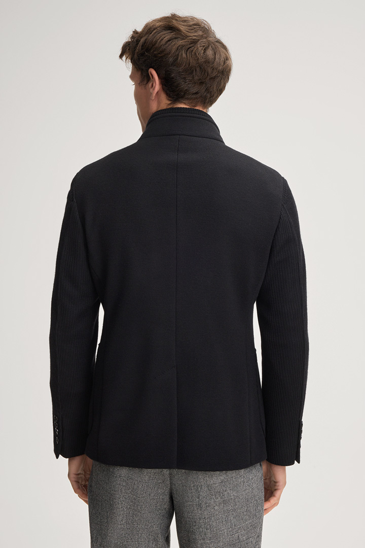 Sakko Hypetar in Schwarz