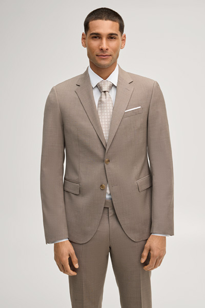 Leads to product detail page "Herby modular jacket in beige"