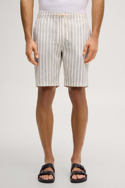 Russ shorts in off-white stripes
