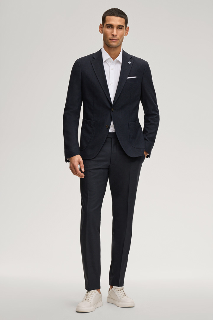 Leads to product detail page "Hoverest Combination Jacket in Dark Blue"