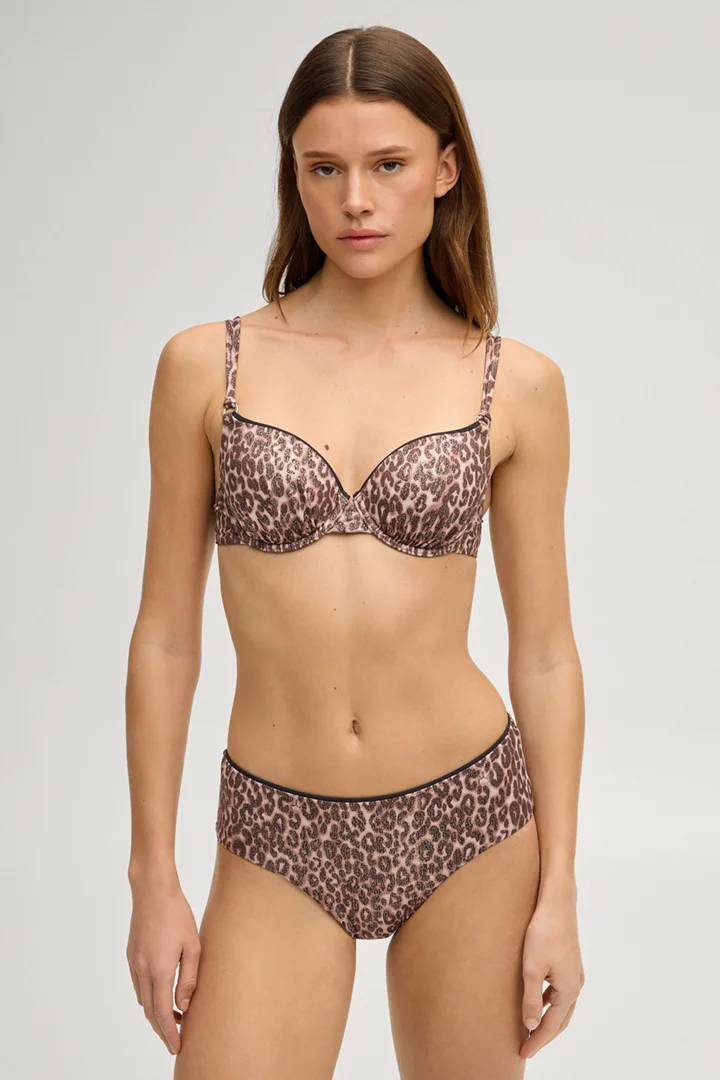 Leads to product detail page "Ironed bikini top in brown/beige leopard print"