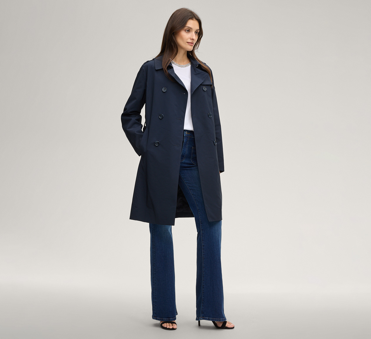JOOP! präsentiert das Produkt Trenchcoat Cindy in Navy aus der Kategorie Jacken & Mäntel