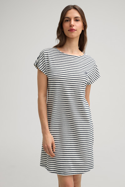 Longline Shirt in Off-white/Navy Stripes