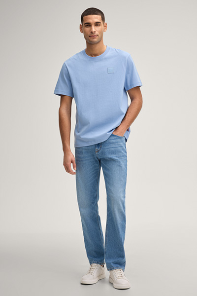 T-Shirt Lei in Hellblau