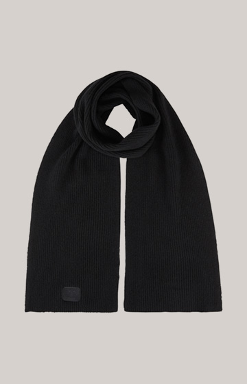 Knitted Scarf in Black