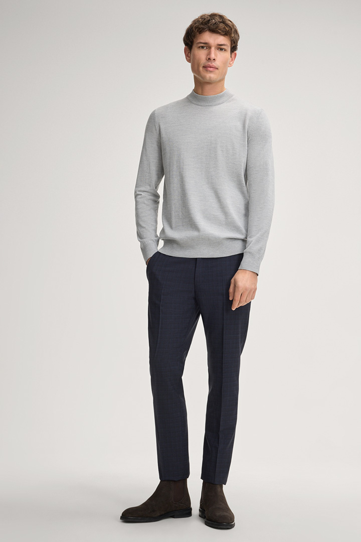Leads to product detail page "Davide merino wool knit sweater in light gray"