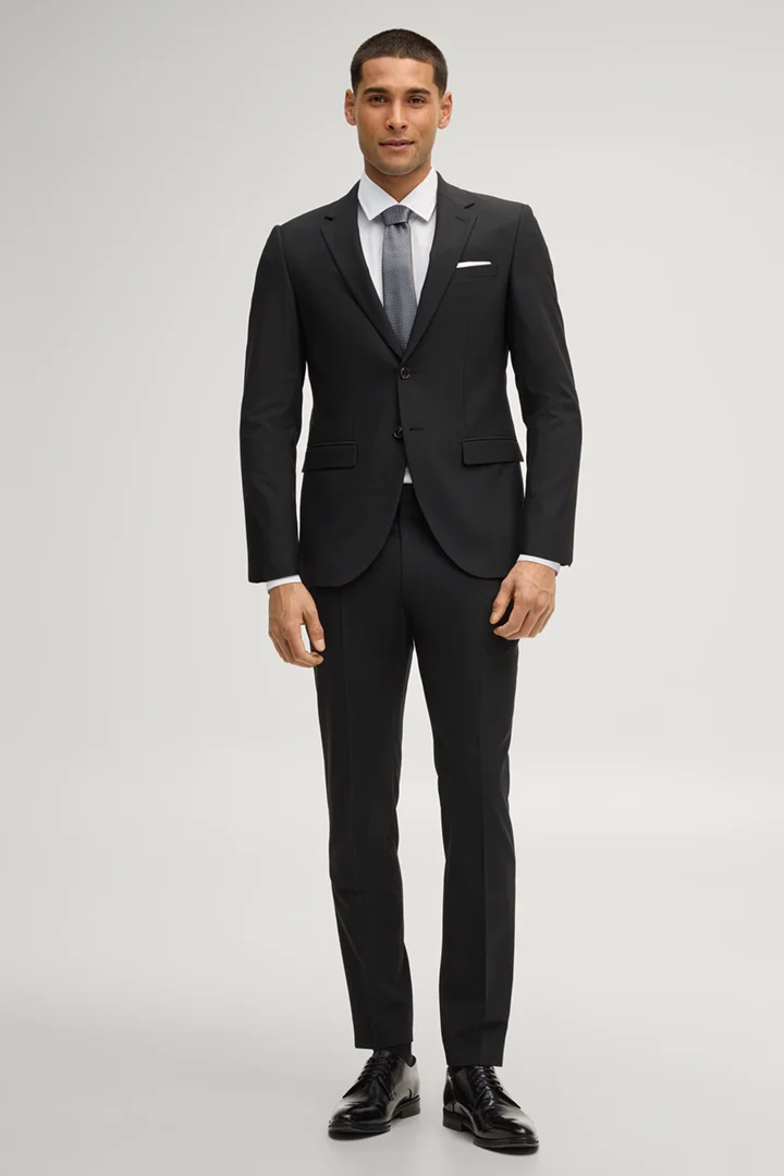 Leads to product detail page "Damon Modular Jacket in Black"