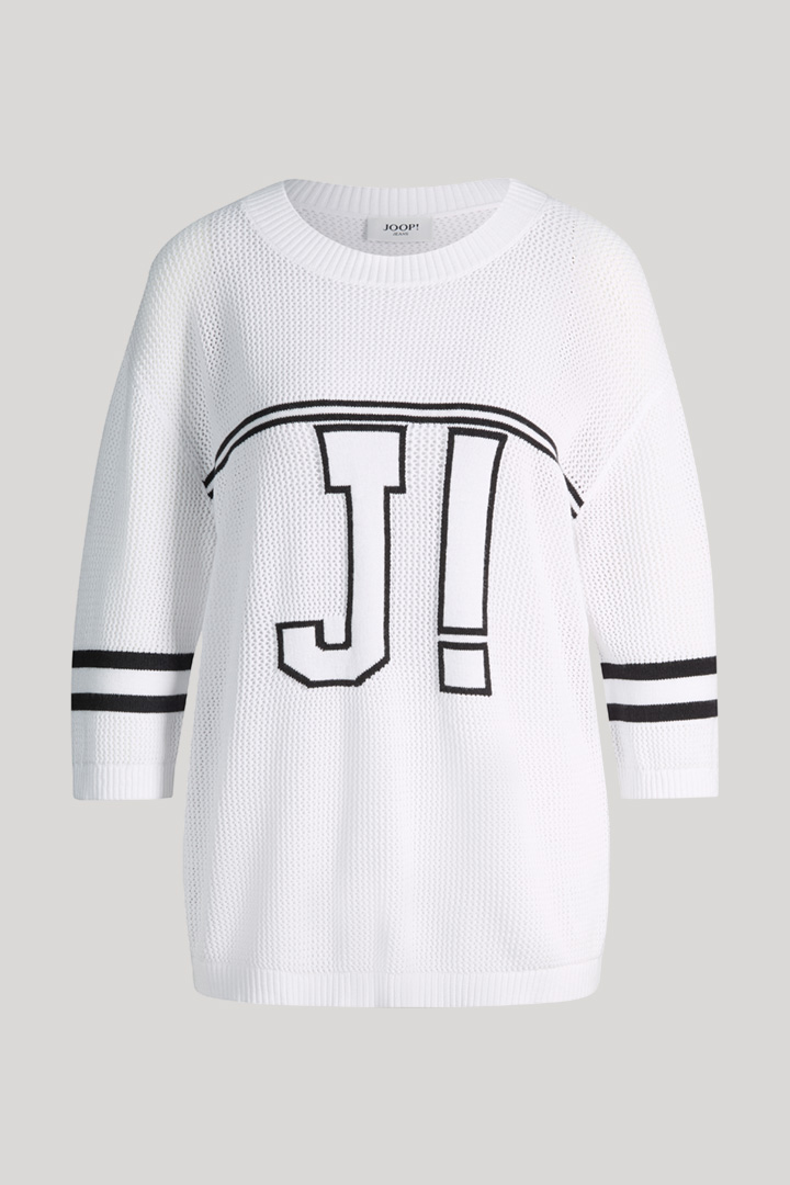 Leads to product detail page "Kamias knitted shirt in white"