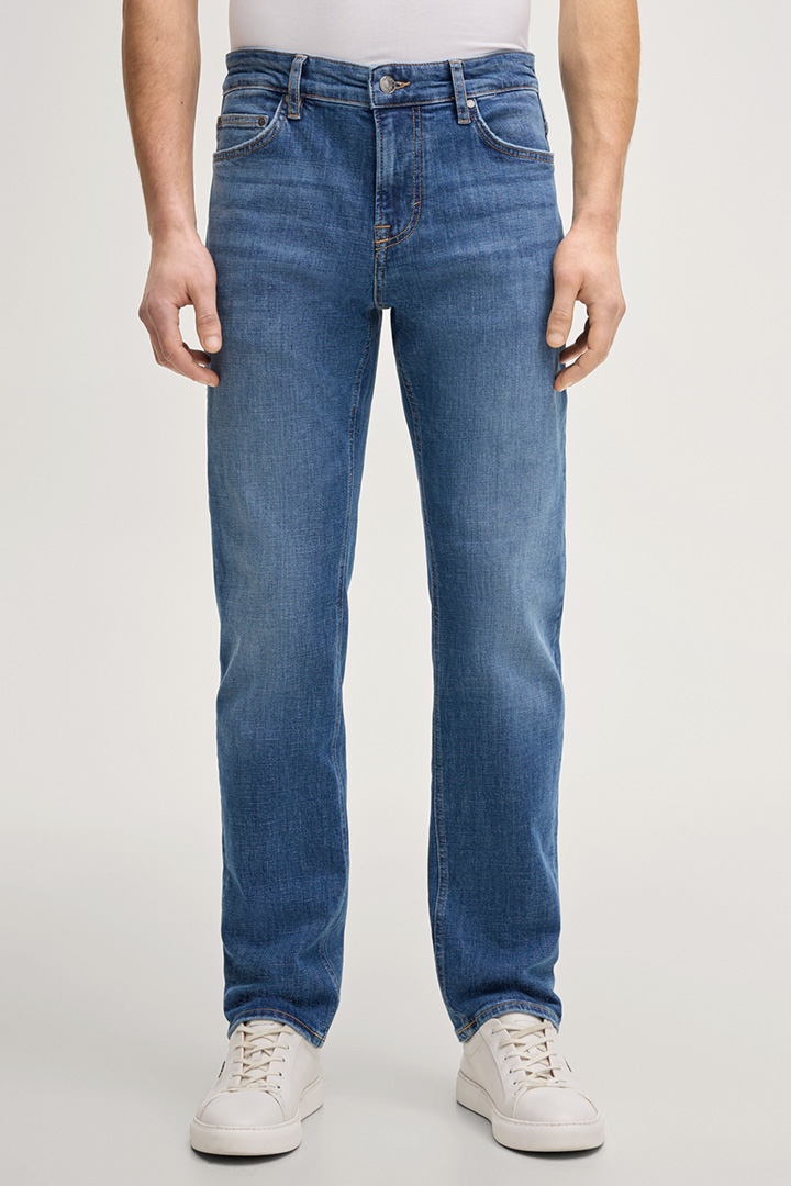 Führt zu Produktdetailseite „Jeans Mitch in Denimblau"