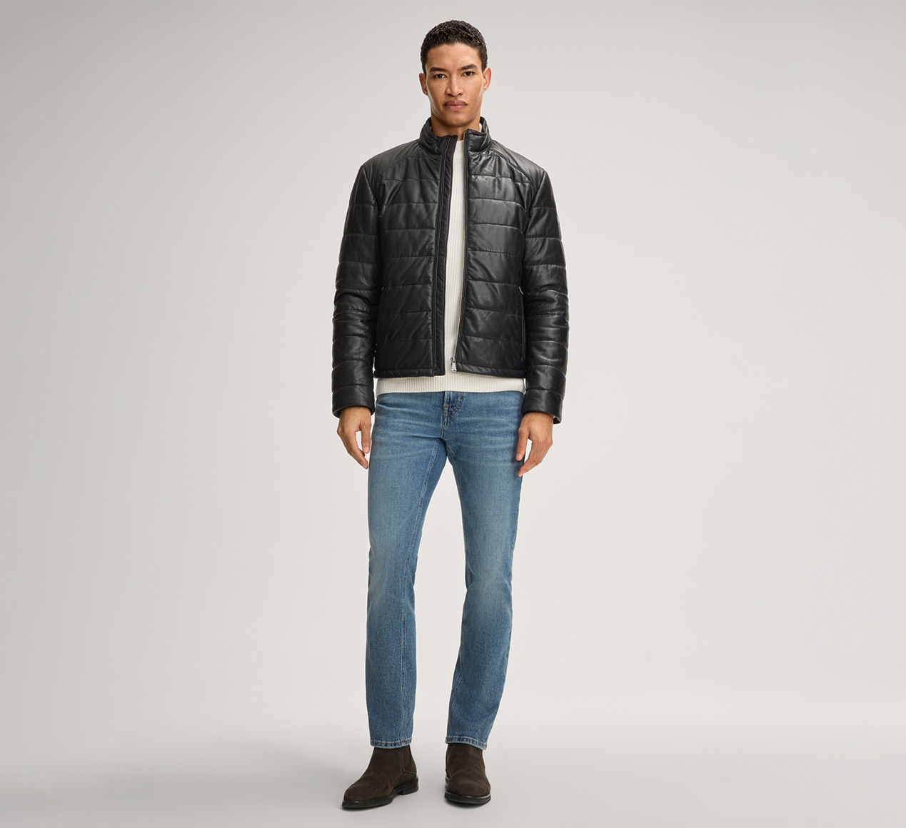 JOOP! präsentiert das Produkt Lederjacke Stepo in Schwarz aus der Kategorie Jacken