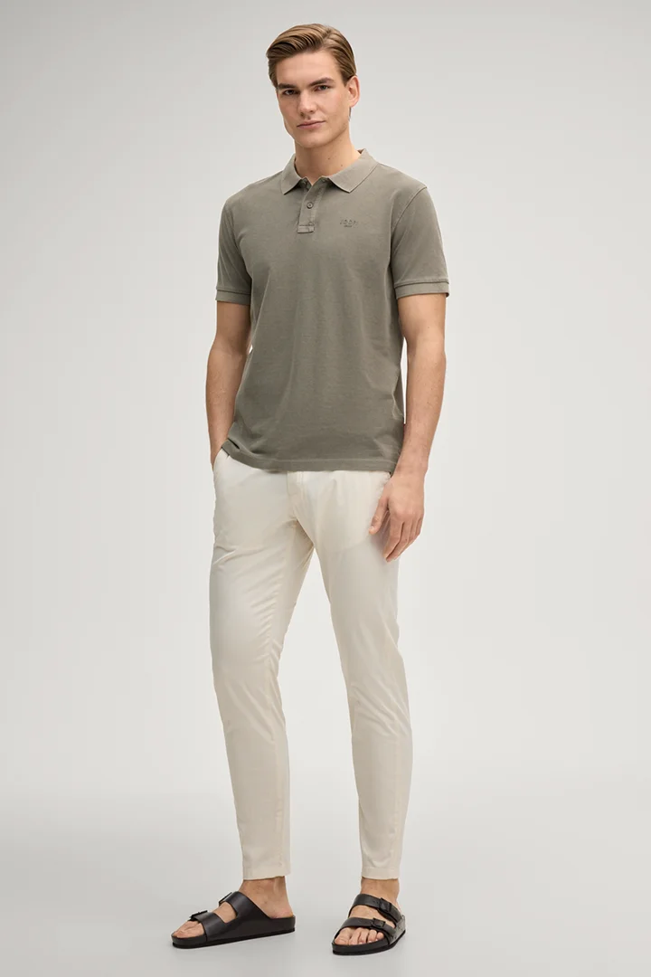 Führt zu Produktdetailseite „Poloshirt Ambrosian in Khaki"