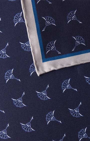 Seiden-Einstecktuch in Dunkelblau gemustert