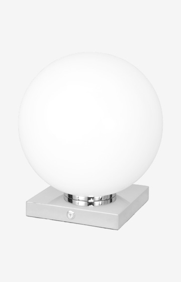 Tischleuchte Bowl Lights in Chrom/Opal