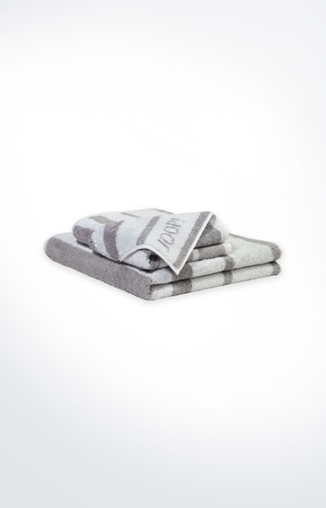 Führt zu Produktdetailseite „null"