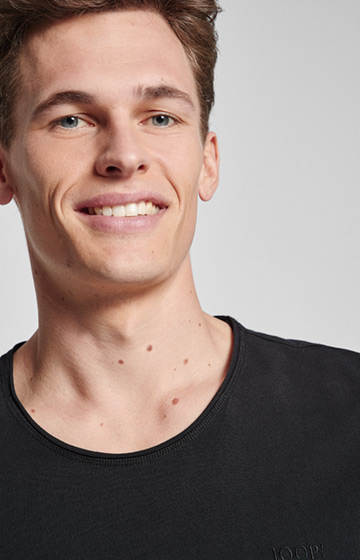 T-Shirt Clark in Schwarz